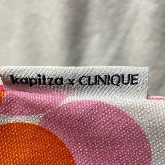 Clinique Pink and Orange Cosmetic Bag - Picture 9 of 12